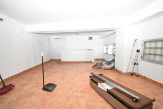 Local comercial en venta en La Paz - Segunda Aguada - Loreto en Cádiz