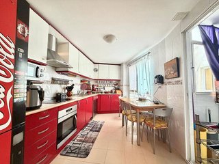 Piso en venta en Tómbola en Alicante