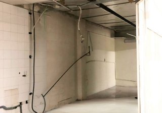 Local comercial en alquiler en Gavarra en Cornellà de Llobregat