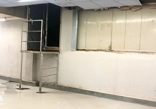 Local comercial en alquiler en Gavarra en Cornellà de Llobregat