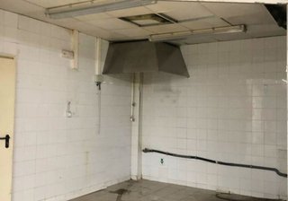 Local comercial en alquiler en Gavarra en Cornellà de Llobregat