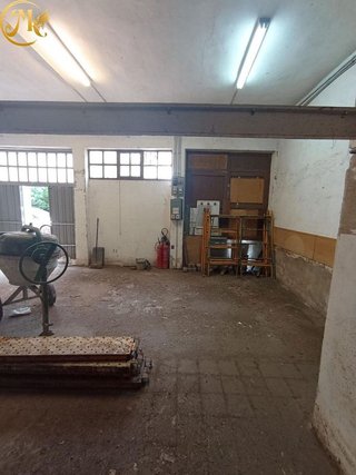 Local comercial en venta en Cuatro Caminos en Santander