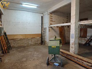 Local comercial en venta en Cuatro Caminos en Santander