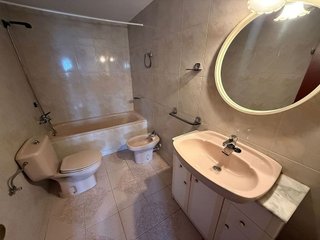 Casa en venta en Montjuïc en Girona