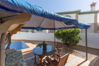 Casa pareada en venta en Residencial Triana - Barrio Alto en Gabias (Las)