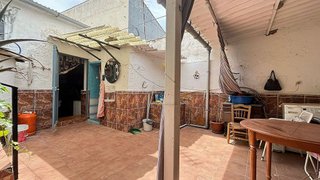 Casa adosada en venta en Illora