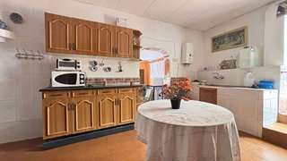 Casa adosada en venta en Illora