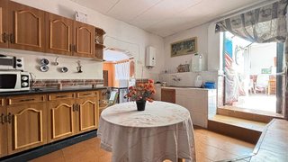 Casa adosada en venta en Illora