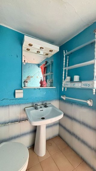 Casa adosada en venta en Illora