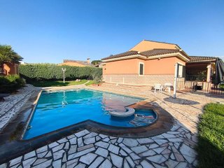 Chalet en venta en Ctra de Sevilla - Ronda sur en Badajoz