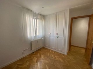 Piso en alquiler en San Pascual en Madrid