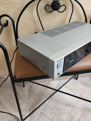 Amplificador Technics SU-Z100 Plata