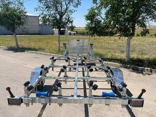 NUEVO: Remolque para dos motos de agua