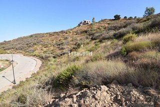 Terreno en venta en La Cala Golf - Lagar Martell en Mijas