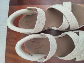 Sandalias Skechers Slip-ins Beige