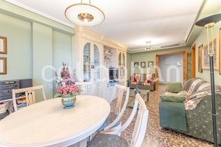 Piso en venta en Benimaclet en Valencia