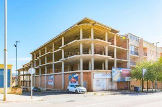 Edificio en venta en Alcora, l´