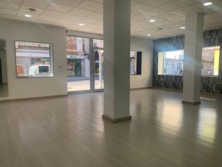 Local comercial en venta en Silla