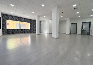 Local comercial en venta en Silla