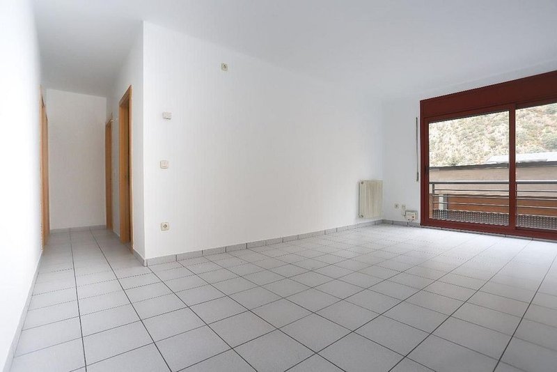 2-bedroom flat for sale in Aixirivall, Sant Julià de Lòria · 10 of 60