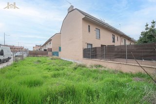 Terreno en venta en Fuentebella-San Felix-El Leguario en Parla