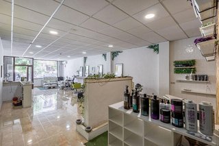Local comercial en venta en Residencial Triana - Barrio Alto en Gabias (Las)