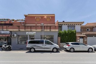 Local comercial en venta en Residencial Triana - Barrio Alto en Gabias (Las)