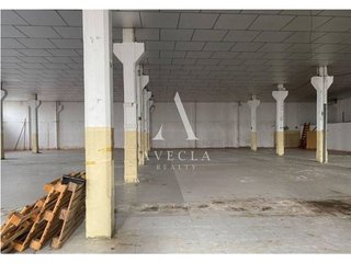 Nave industrial en alquiler en Catalunya - Fontetes en Cerdanyola del Vallès