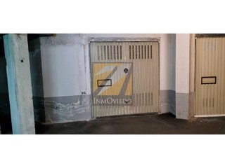 Garaje en venta en Tenderina Alta - Fozaneldi en Oviedo