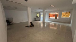 Local comercial en venta en Estación-Manantiales en Guadalajara