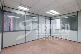 Local comercial en venta en San Isidro - Los Almendros en Alcalá de Henares