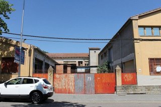 Nave industrial en venta en Olot
