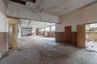 Nave industrial en venta en Olot
