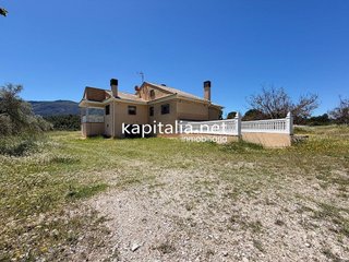 Chalet en venta en Barri Batoi - Sargento - Baradello en Alcoy/Alcoi