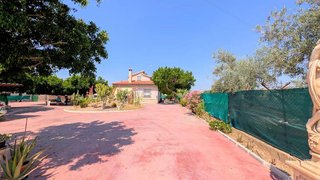 Chalet en venta en Jubalcoi en Elche