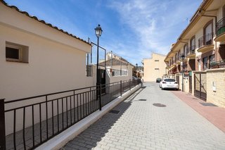 Casa pareada en venta en Cenes de la Vega