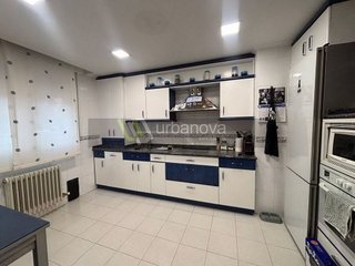 Casa en venta en Portillejo - Valdegastea en Logroño