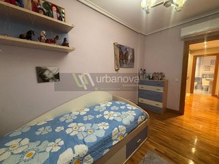 Casa en venta en Portillejo - Valdegastea en Logroño