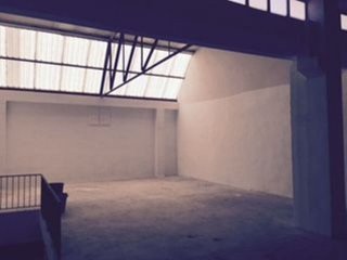Local comercial en alquiler en La Granja en Zaragoza
