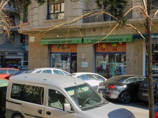 Local comercial en alquiler en Ensanche en Pamplona