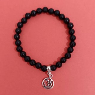 Pulsera Onix Charm Om Plata