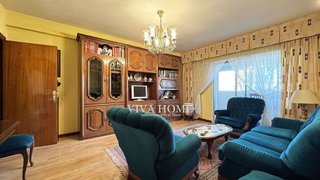 Piso en venta en Media Legua en Madrid