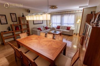 Piso en venta en Ensanche - Diputación en Alicante