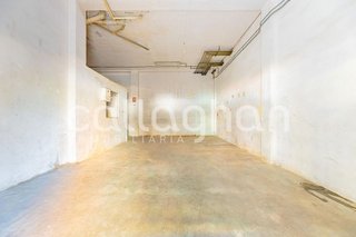 Local comercial en venta en Safranar en Valencia