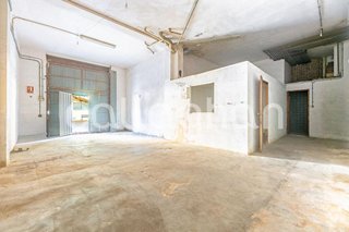Local comercial en venta en Safranar en Valencia