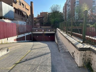 Garaje en venta en Aluche en Madrid