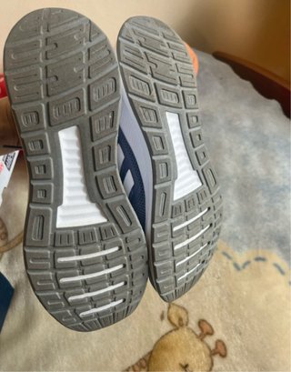Zapatillas Adidas Azules y Blancas