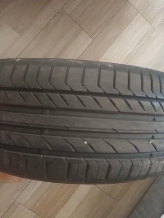 Neumático Continental 205/50 R17V
