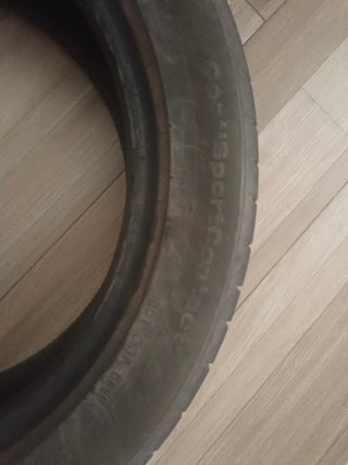 Neumático Continental 205/50 R17V