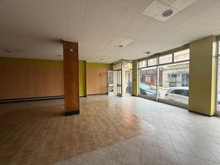 Local comercial en venta en Boiro